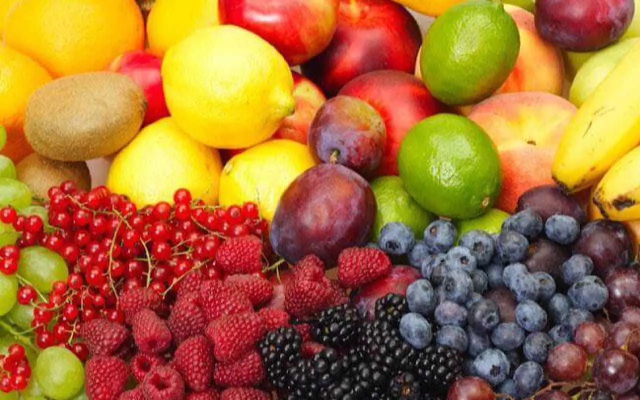 Questo frutto estivo può peggiorare la digestione: attenzione a quando lo mangi Questo frutto estivo può peggiorare la digestione: attenzione a quando lo mangi
