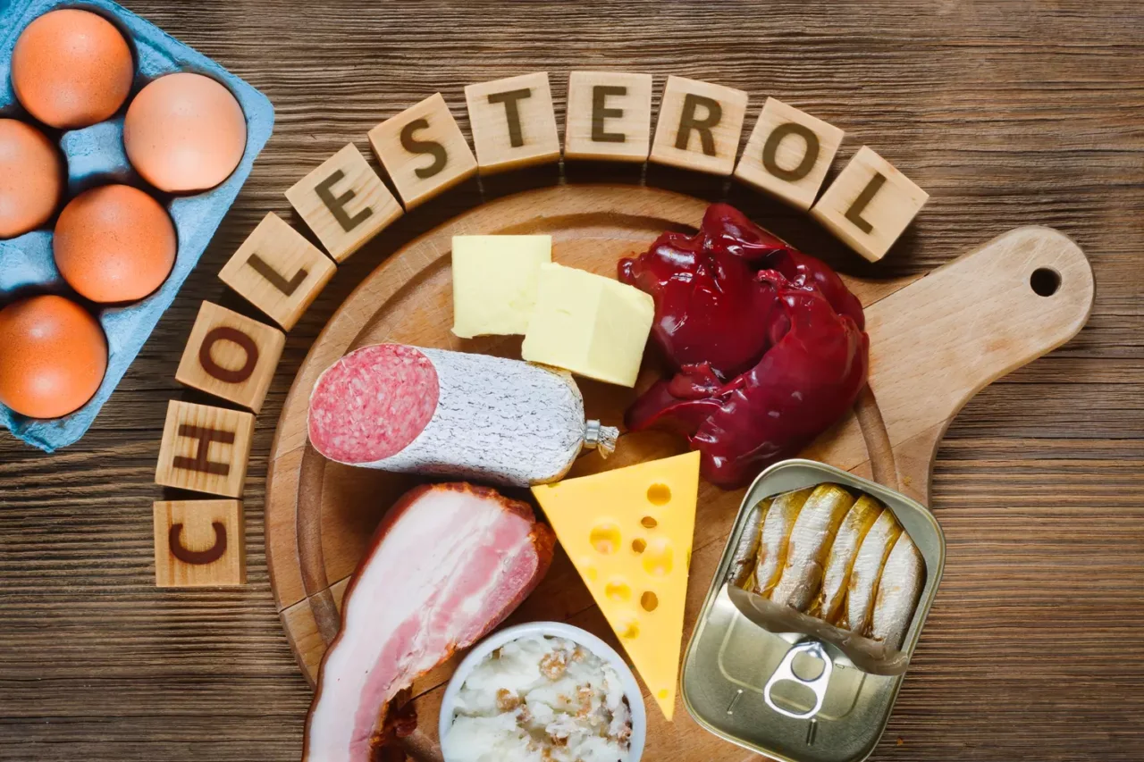 Colesterolo alto: quali cibi è meglio eliminare dalla dieta Colesterolo alto: quali cibi è meglio eliminare dalla dieta
