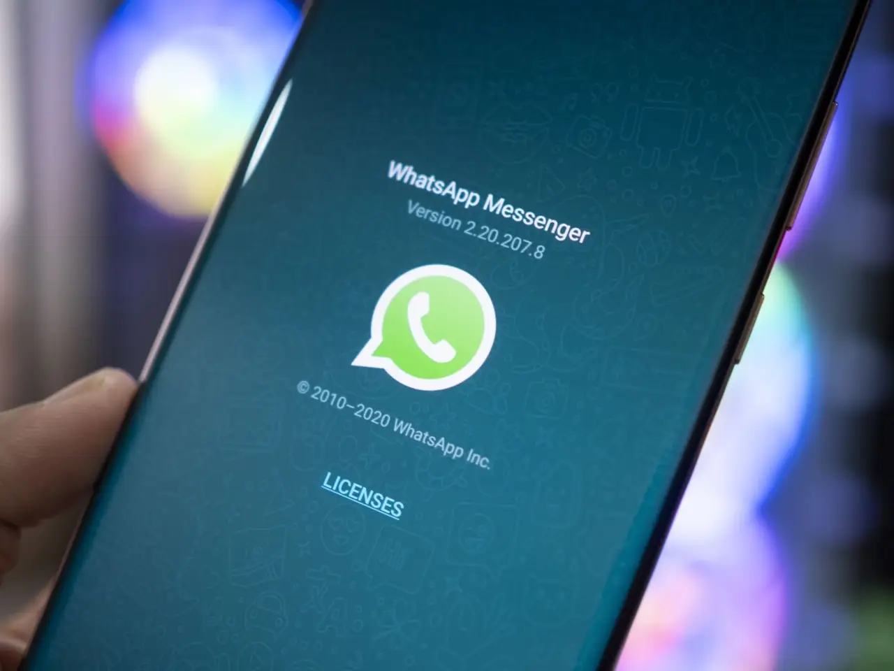 Ecco come bloccare la condivisione automatica dei dati su WhatsApp in pochi passaggi Ecco come bloccare la condivisione automatica dei dati su WhatsApp in pochi passaggi