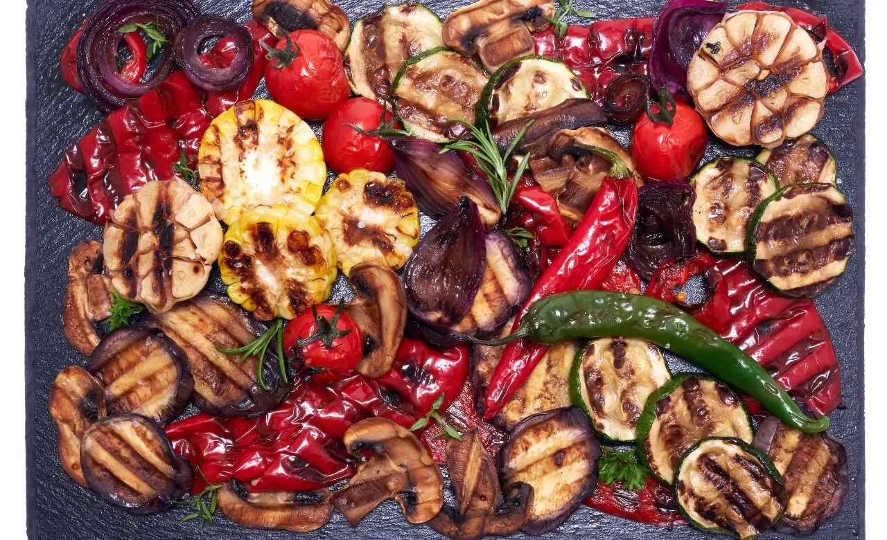 Chi soffre di artrite deve evitare questi alimenti spesso usati nelle grigliate estive Chi soffre di artrite deve evitare questi alimenti spesso usati nelle grigliate estive